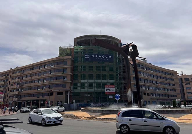 Obra de construcción de edificio residencial en Parla Madrid por Diarsa